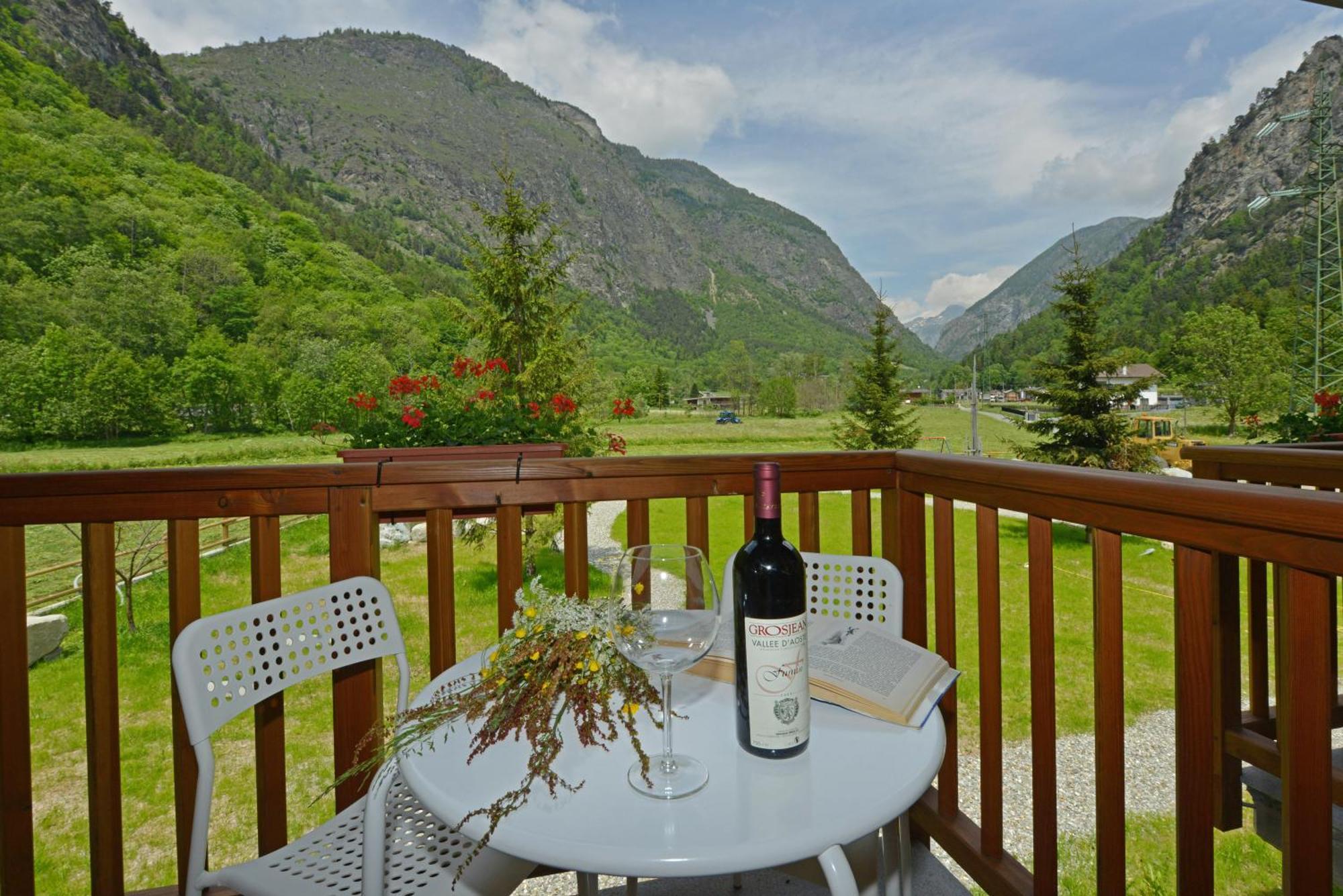 Miravalle Antey-Saint-André Buitenkant foto