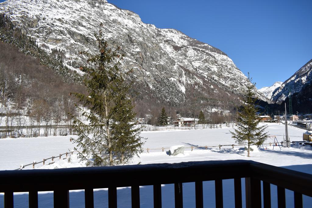 Miravalle Antey-Saint-André Buitenkant foto